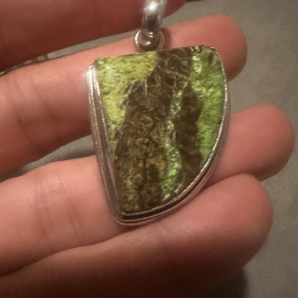 Sterling Silver Gaspeite Pendent Ring Sterling size 6.5 Women's /Men,s - Picture 7 of 14